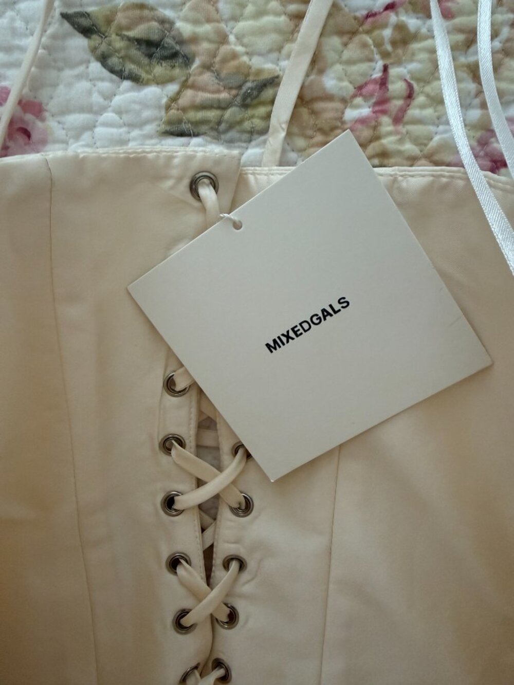 Cherie Attire — Tia Corset in Off White (NWT) - Picture 6 of 7